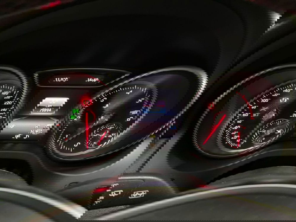 Mercedes-Benz CLA Shooting Brake usata a Macerata (9)