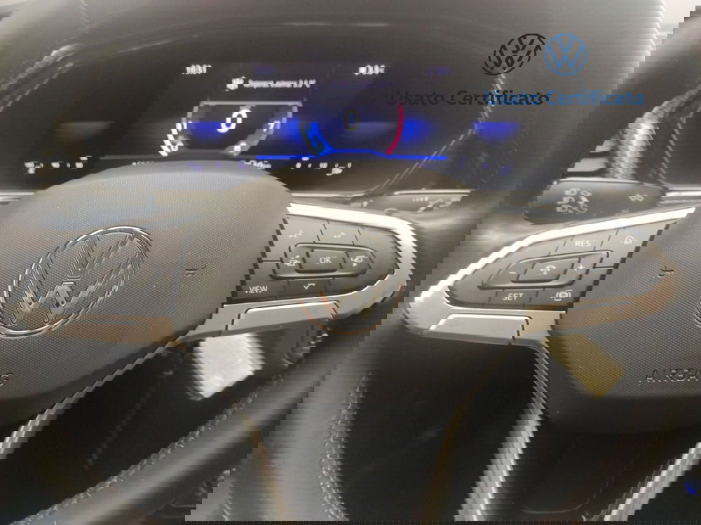 Volkswagen T-Cross usata a Avellino (17)