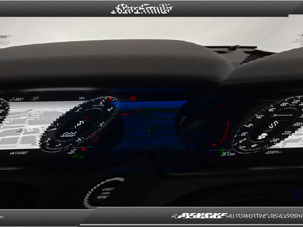 Land Rover Range Rover Velar usata a Ferrara (15)