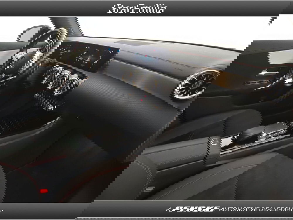 Mercedes-Benz CLA Shooting Brake usata a Ferrara (16)