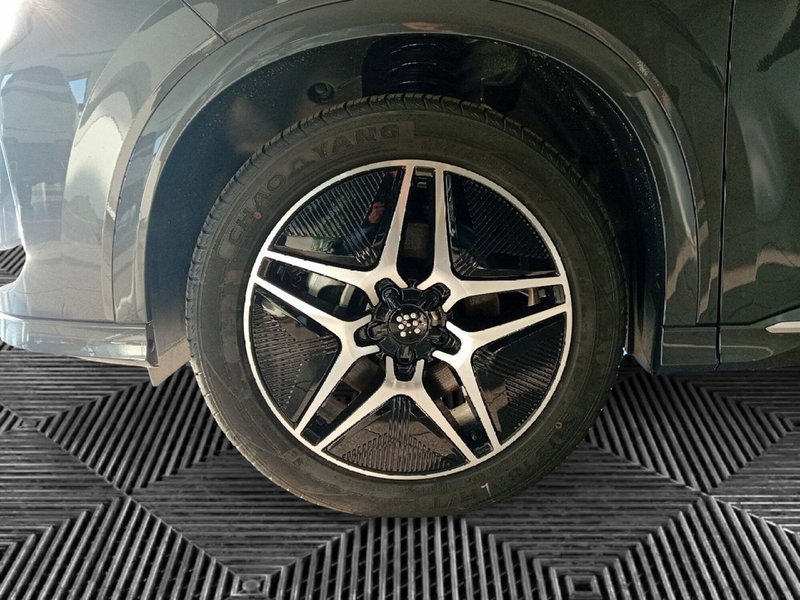 Dfsk E5  nuova a Pordenone (10)