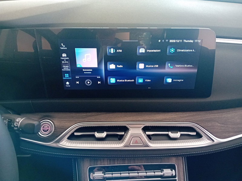 Dfsk E5  nuova a Pordenone (15)