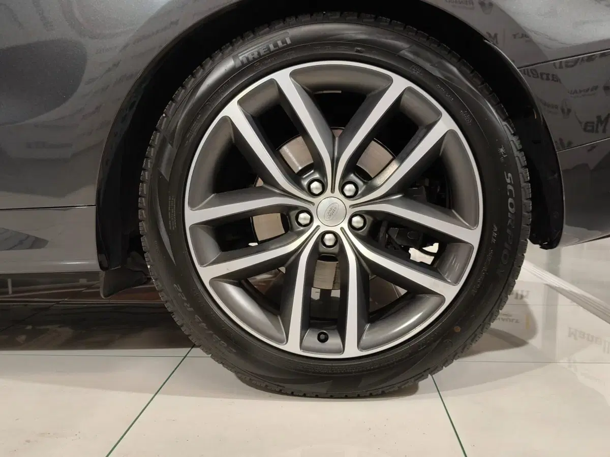 Land Rover Range Rover Sport usata a Brescia (11)