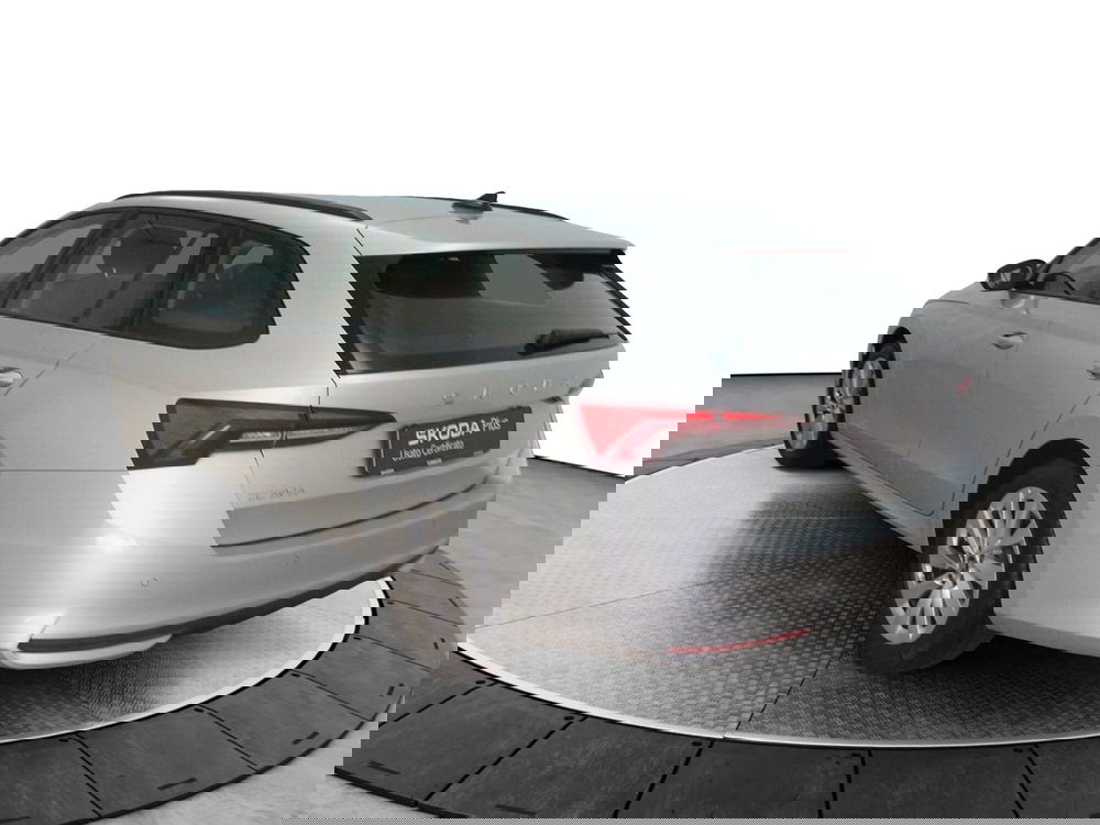 Skoda Octavia Station Wagon usata a Torino (4)