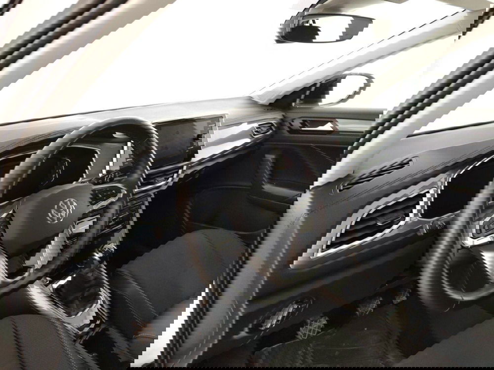 Volkswagen T-Roc usata a Massa-Carrara (8)