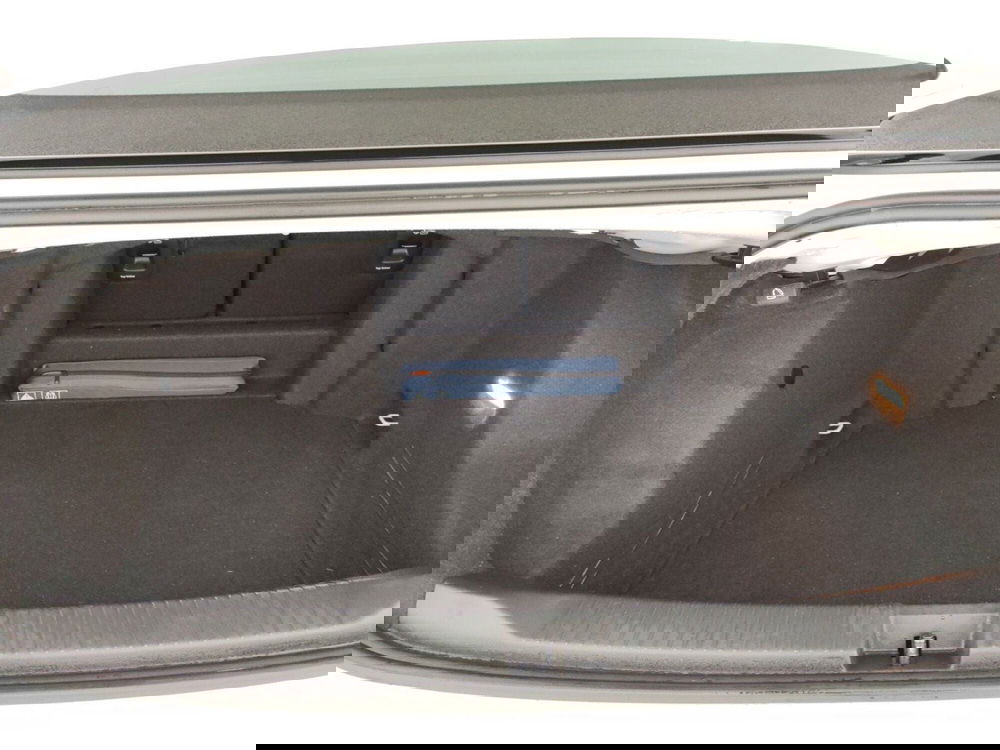 Volkswagen T-Roc Cabrio usata a Massa-Carrara (16)