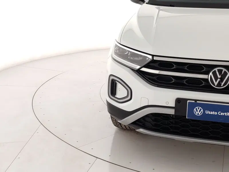 Volkswagen T-Roc Cabrio usata a Massa-Carrara (5)