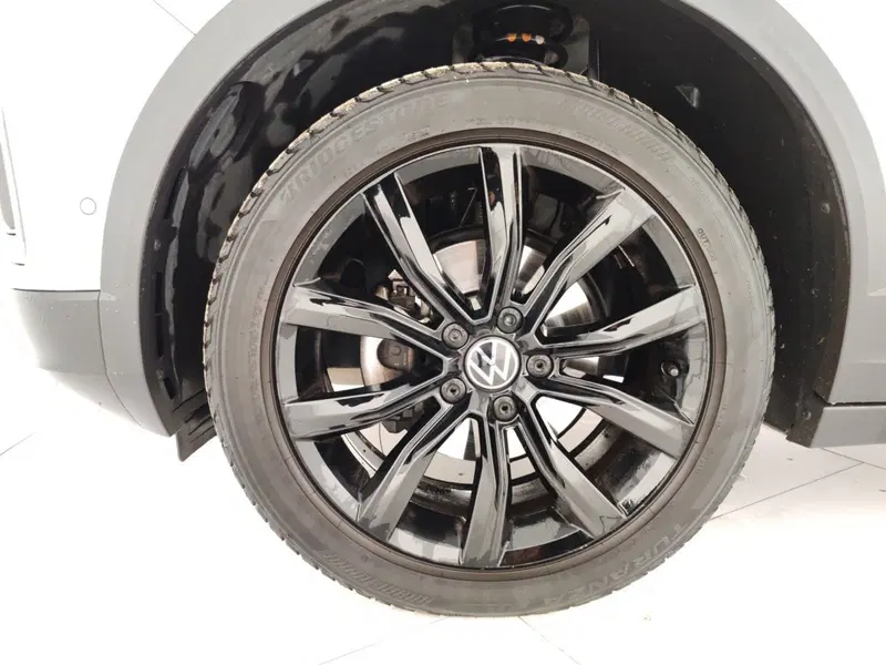 Volkswagen T-Roc Cabrio usata a Massa-Carrara (6)