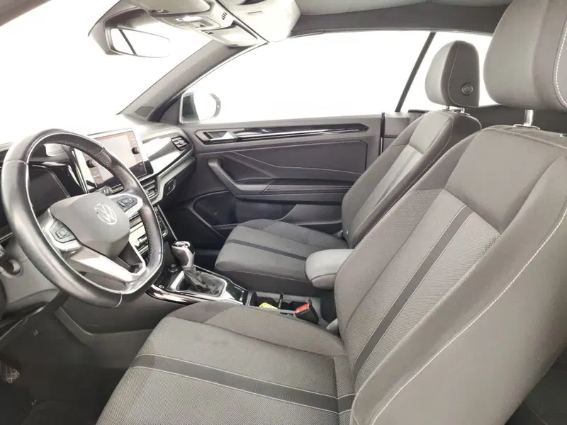 Volkswagen T-Roc Cabrio usata a Massa-Carrara (7)