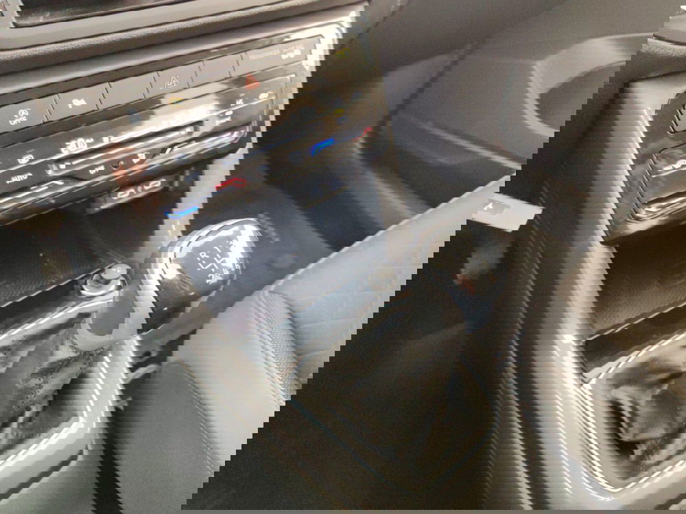 Volkswagen T-Cross usata a Massa-Carrara (11)