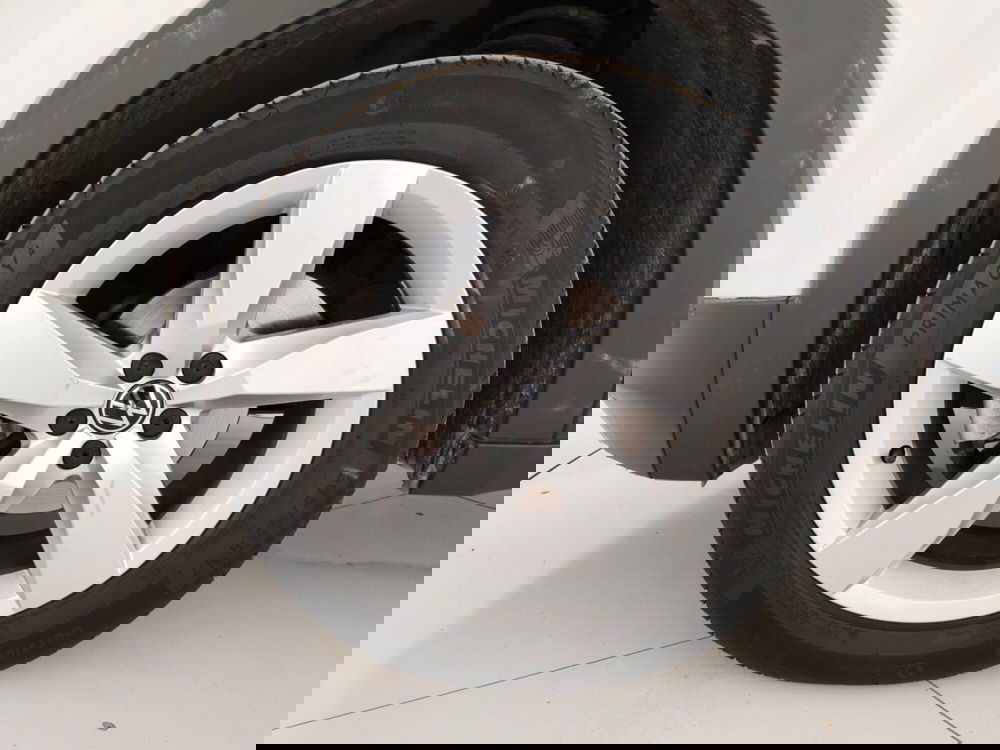 Volkswagen T-Cross usata a Massa-Carrara (6)