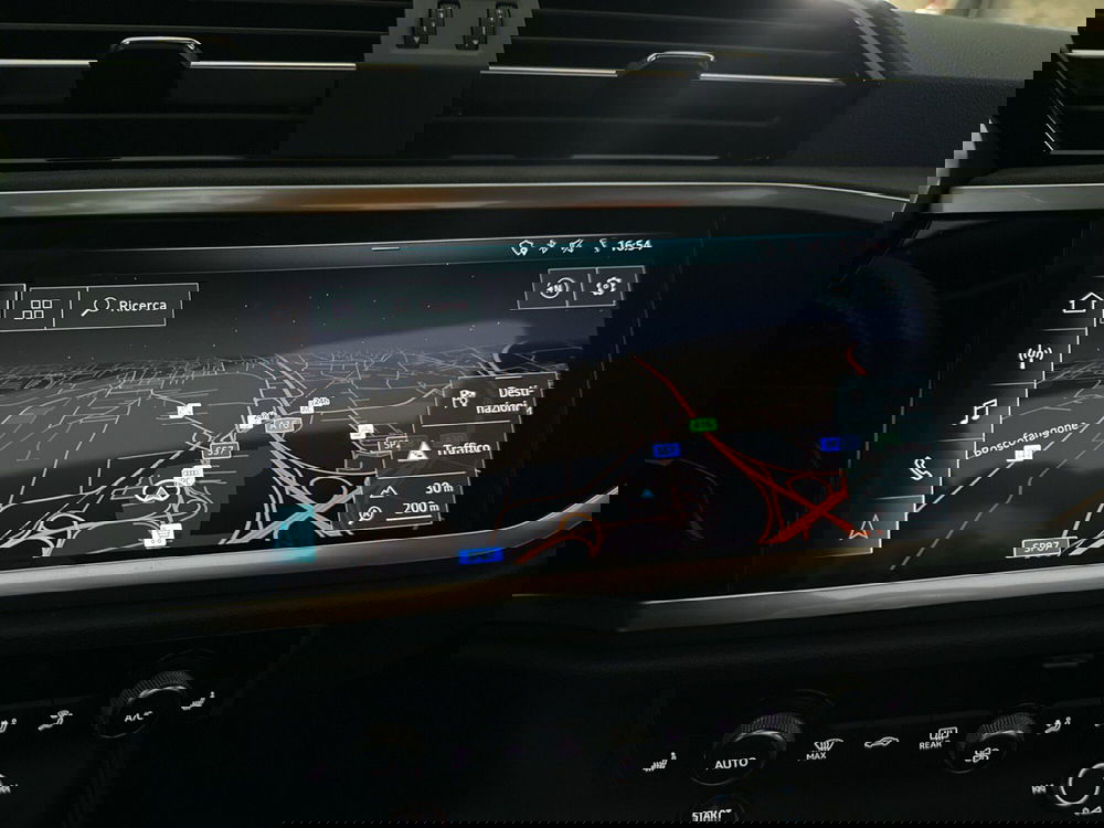 Audi RS Q3 Sportback usata a Napoli (13)