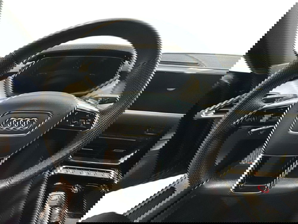 Audi e-Tron GT usata a Napoli (10)