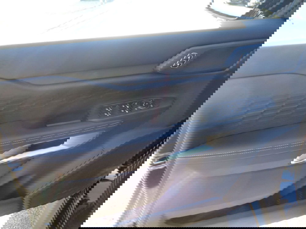 Ford Ranger Pick-up nuova a Treviso (12)