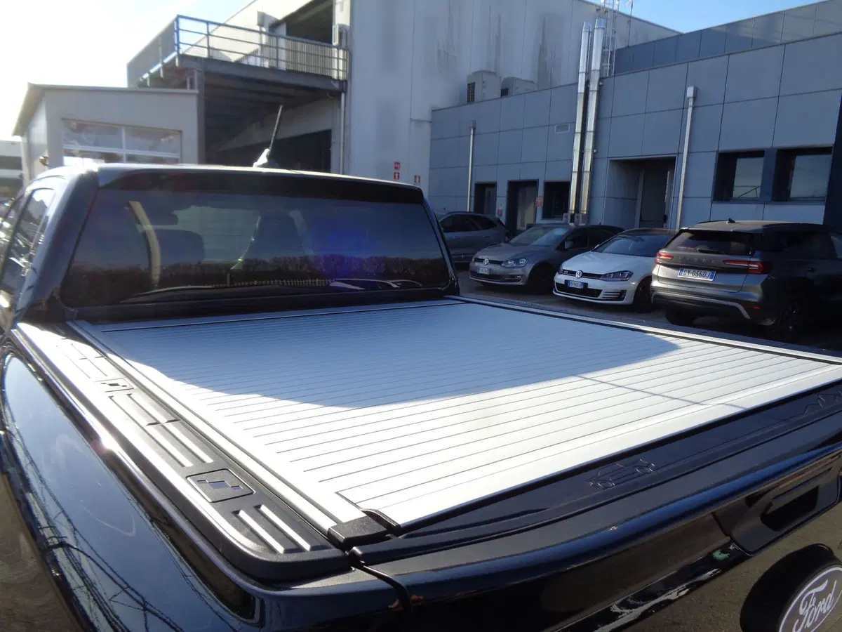 Ford Ranger Pick-up nuova a Treviso (9)