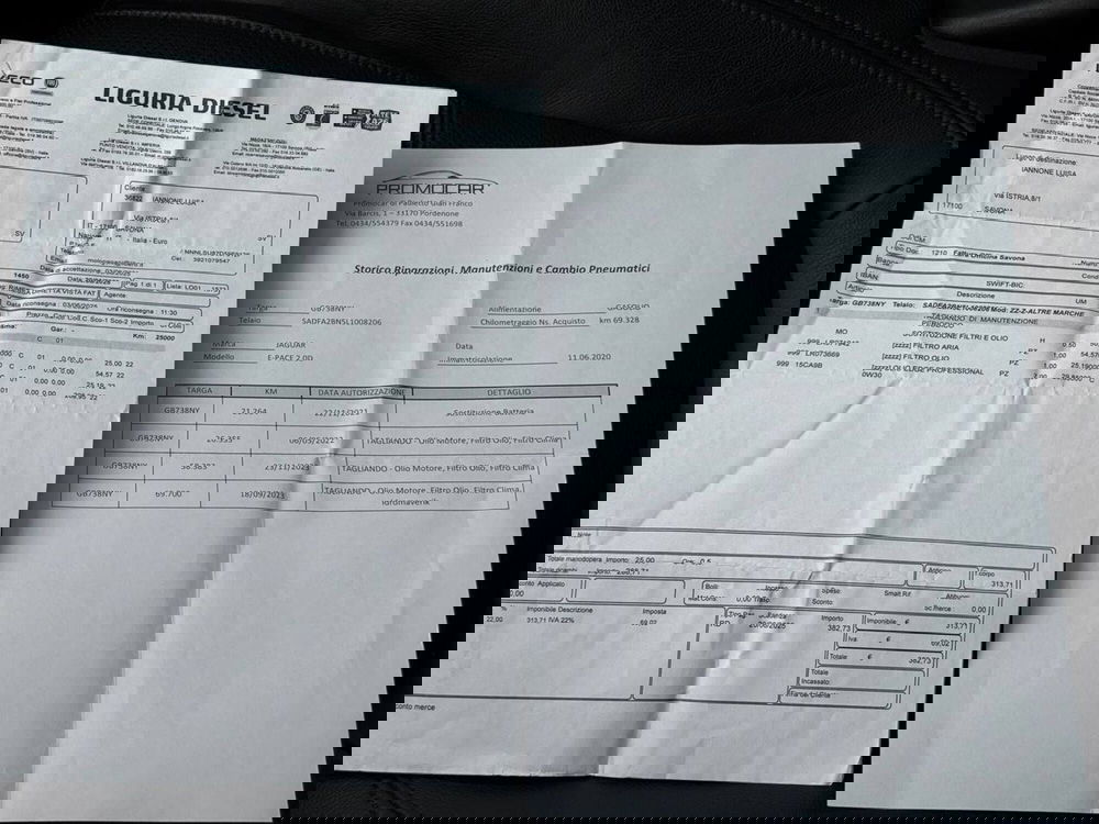 Jaguar E-Pace usata a Savona (16)