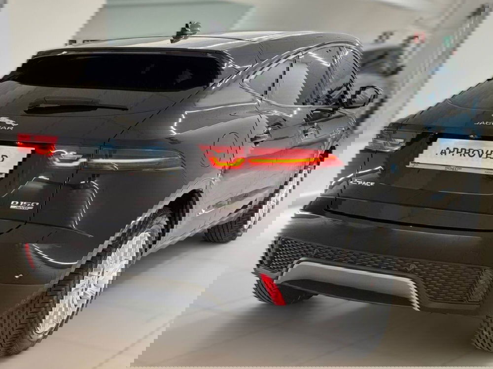 Jaguar E-Pace usata a Savona (2)