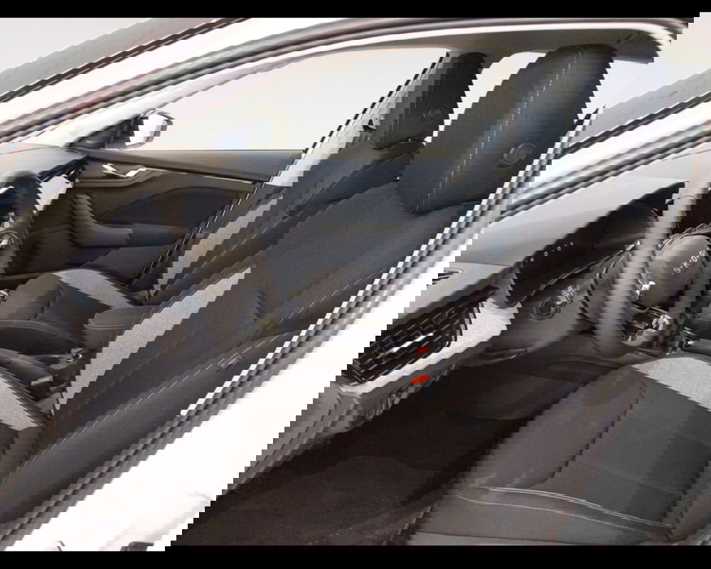 Skoda Kamiq nuova a Ravenna (14)