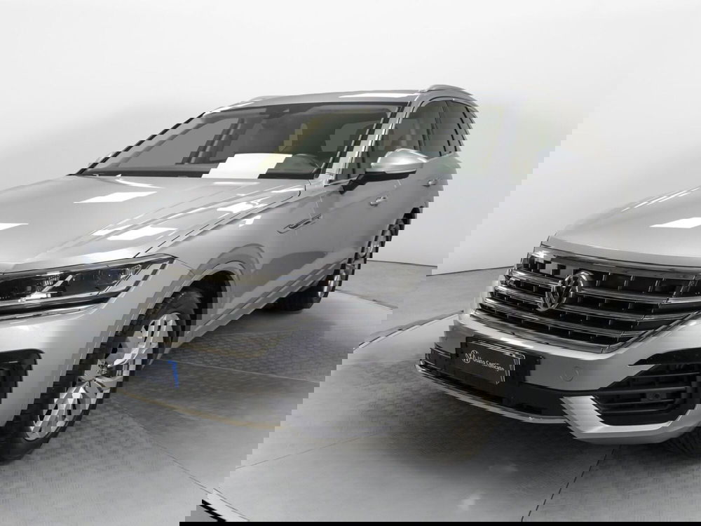 Volkswagen Touareg usata a Varese