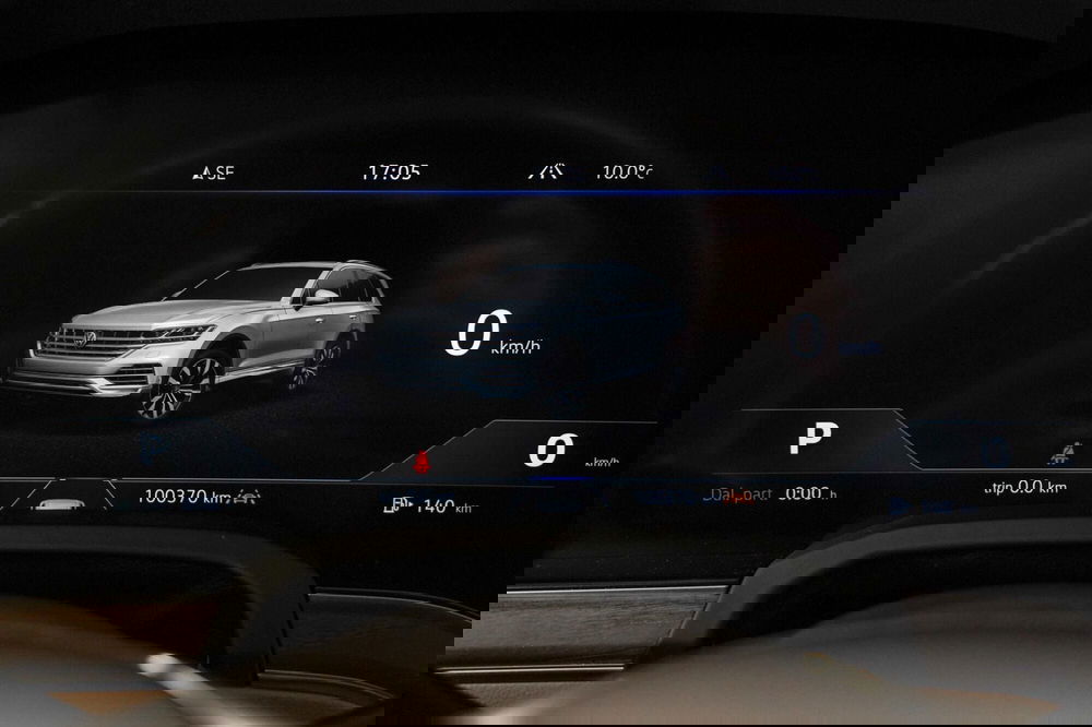 Volkswagen Touareg usata a Varese (10)