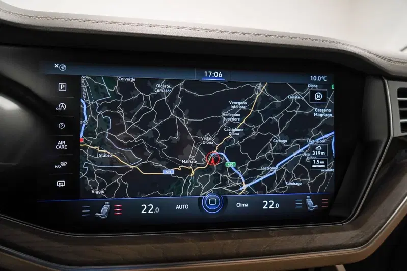 Volkswagen Touareg usata a Varese (17)