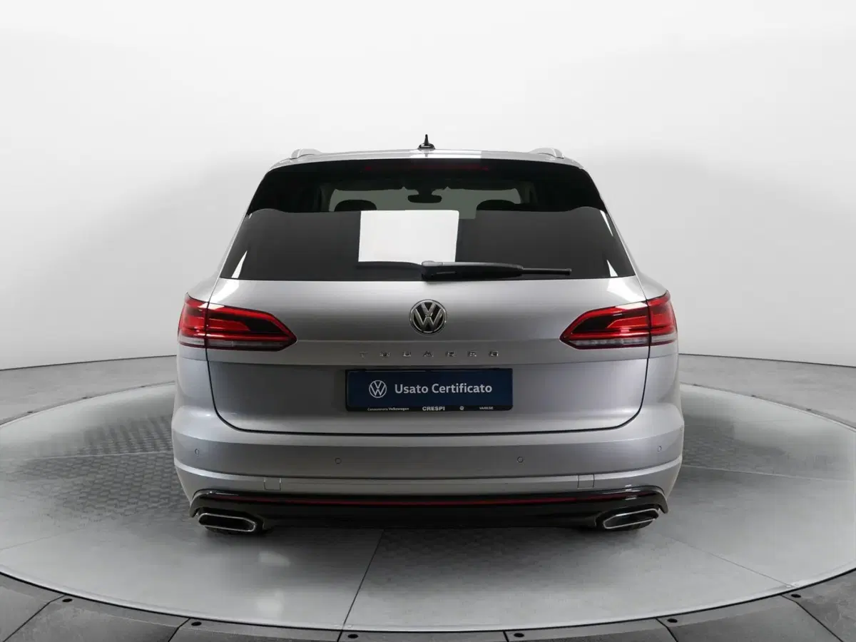 Volkswagen Touareg usata a Varese (5)