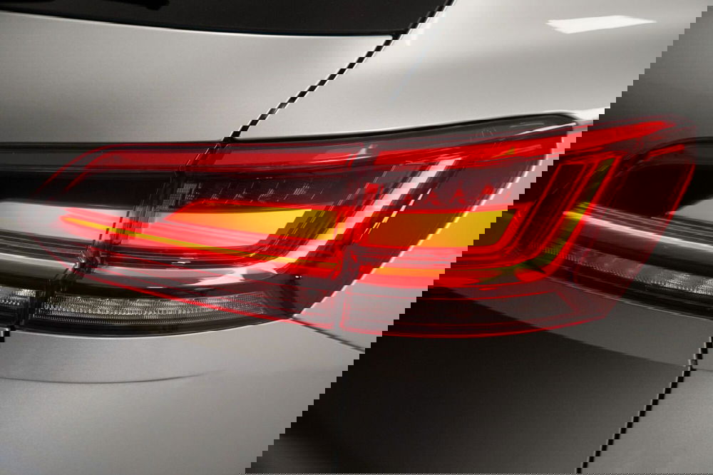 Volkswagen Touareg usata a Varese (9)