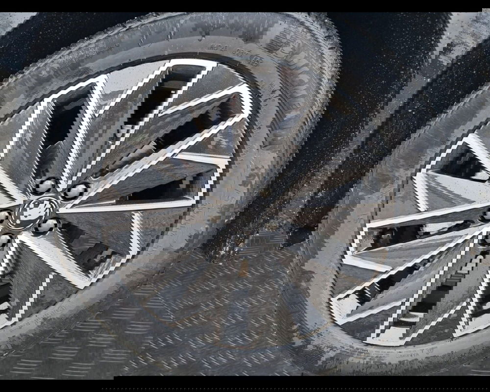 Skoda Kamiq nuova a Ravenna (9)