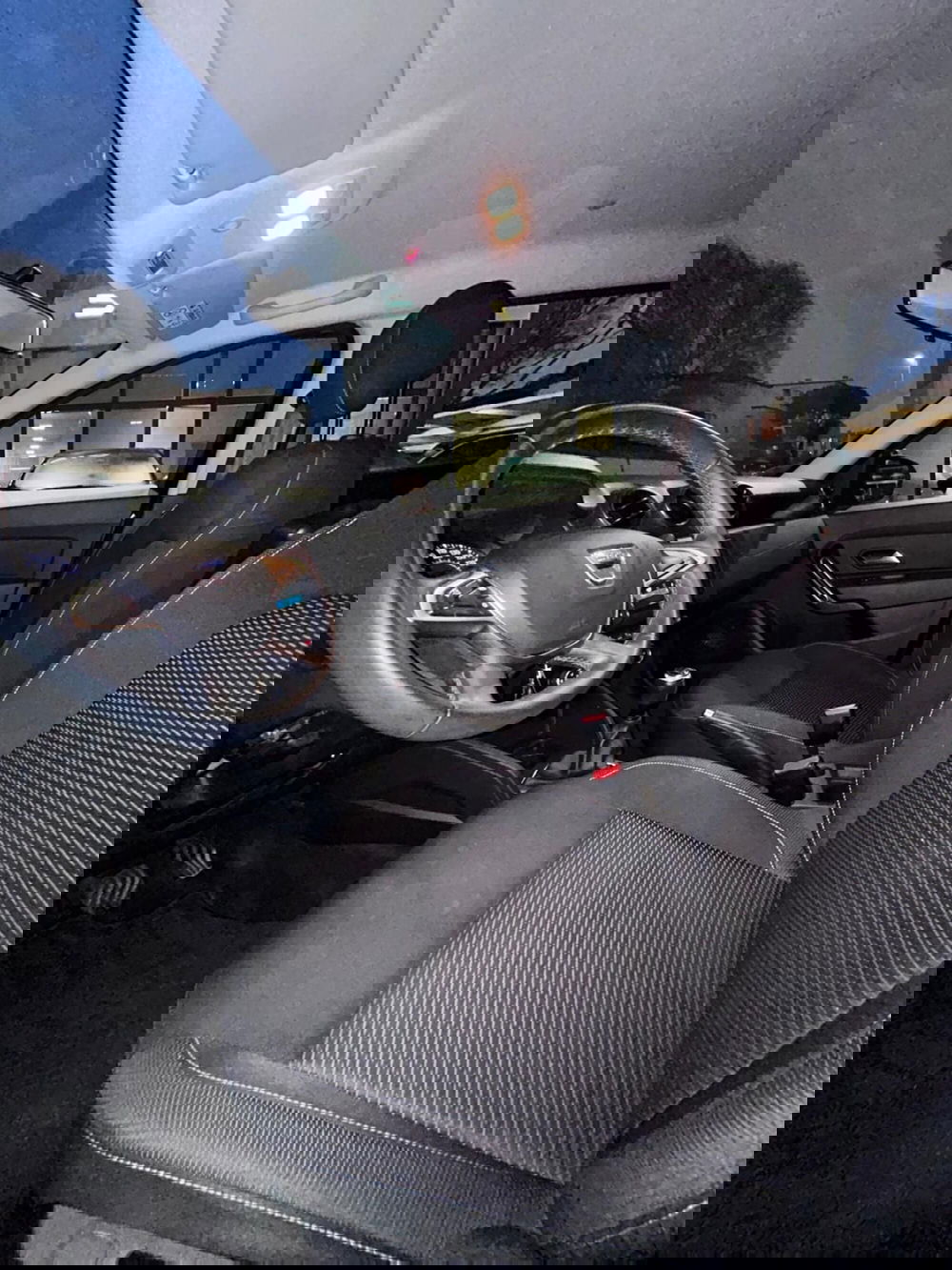 Dacia Duster usata a Firenze (10)