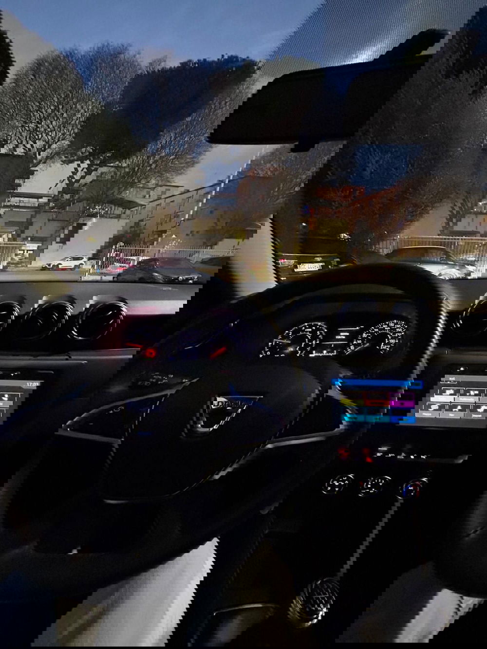 Dacia Duster usata a Firenze (9)