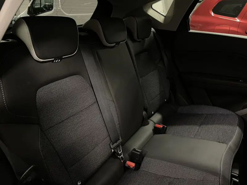 Renault Captur usata a Milano (13)