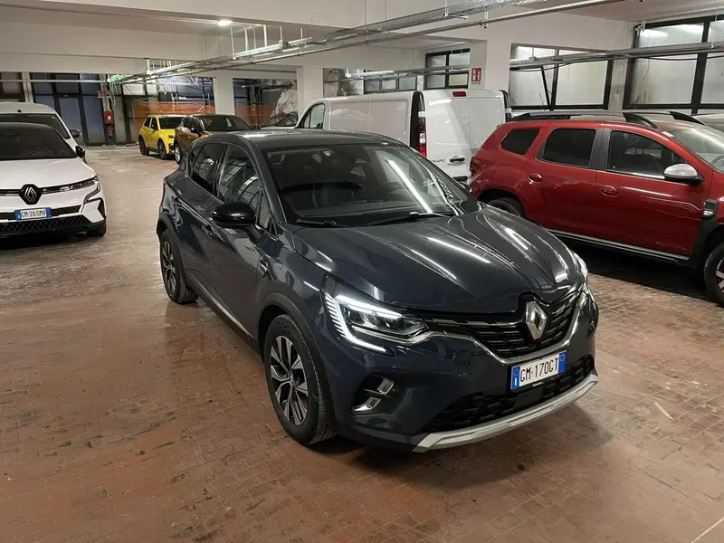 Renault Captur usata a Milano (2)