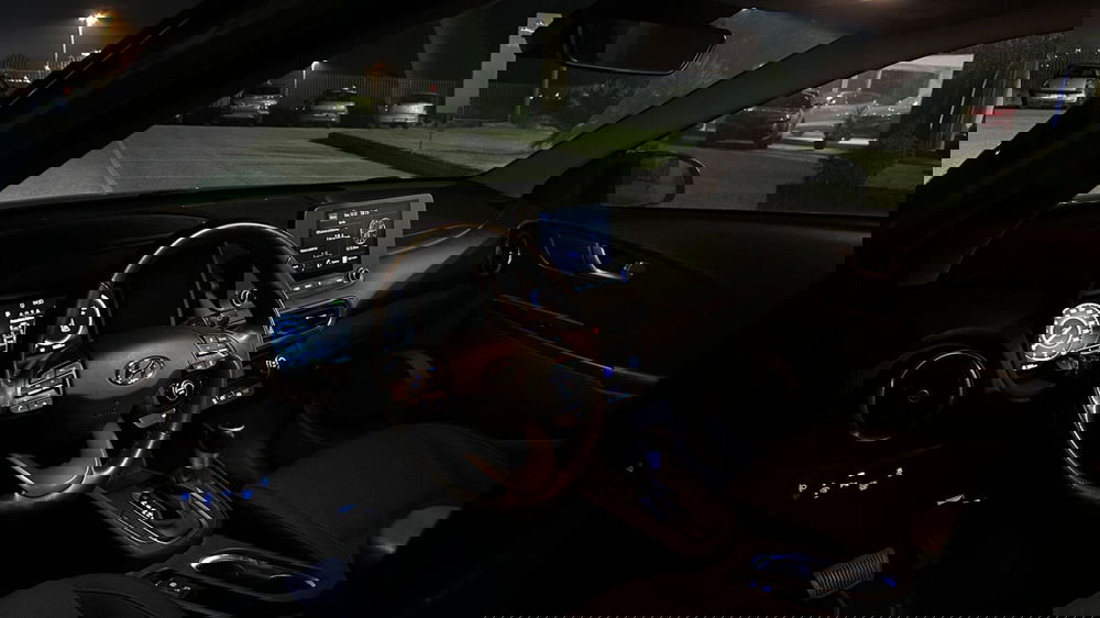 Hyundai Kona usata a Benevento (10)