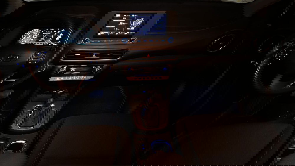 Hyundai Kona usata a Benevento (13)