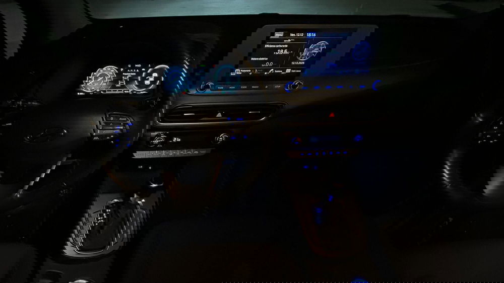 Hyundai Kona usata a Benevento (15)