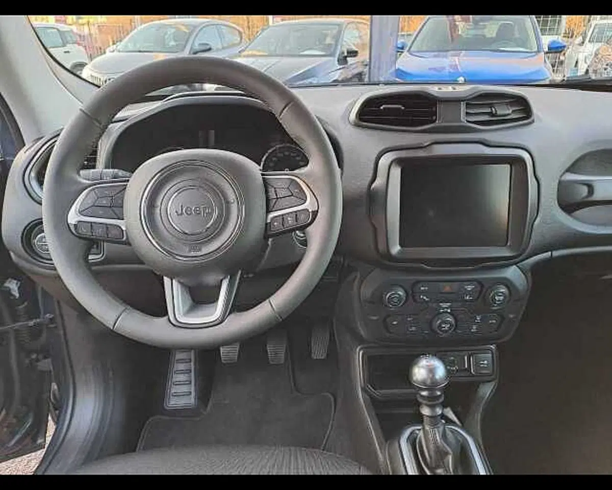 Jeep Renegade usata a Venezia (11)