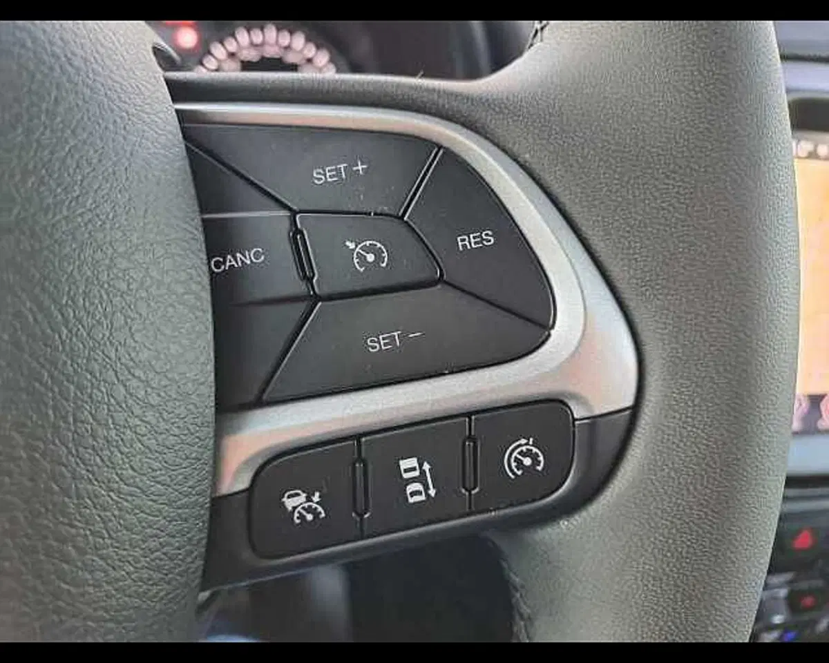 Jeep Renegade usata a Venezia (15)
