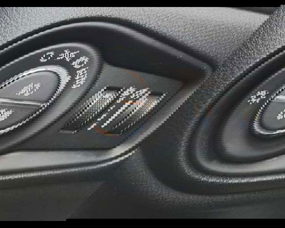 Jeep Renegade usata a Venezia (18)