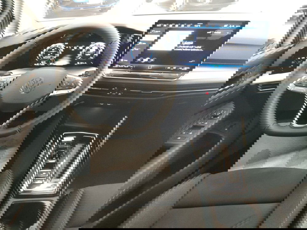 Volkswagen Golf nuova a Bologna (17)