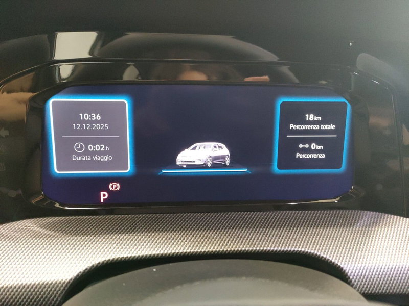 Volkswagen Golf nuova a Bologna (12)