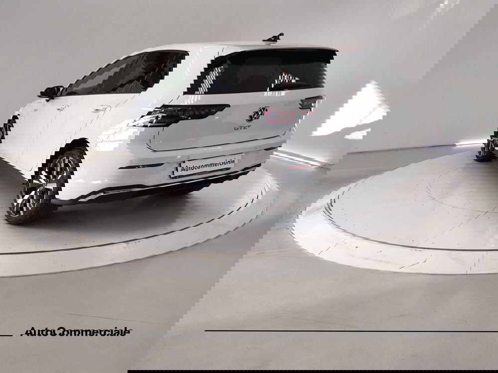 Volkswagen Golf nuova a Bologna (4)