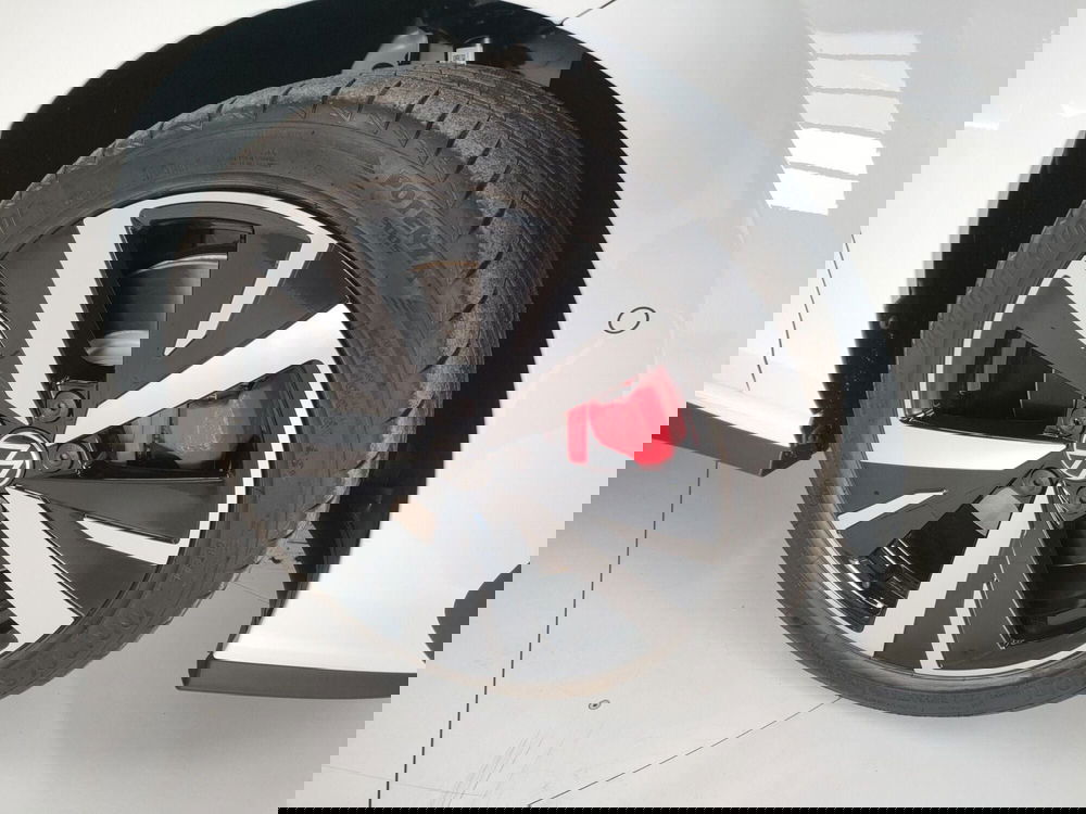 Volkswagen Golf nuova a Bologna (7)