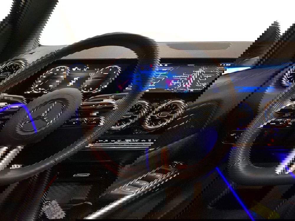 Mercedes-Benz GLA SUV usata a Prato (11)