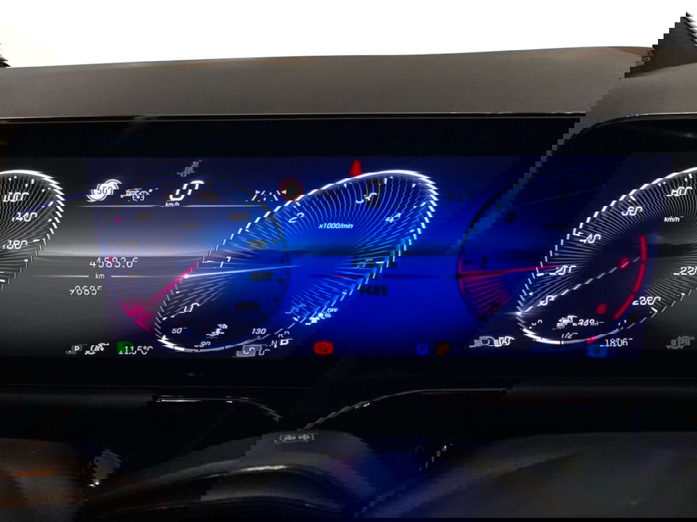 Mercedes-Benz GLA SUV usata a Prato (13)