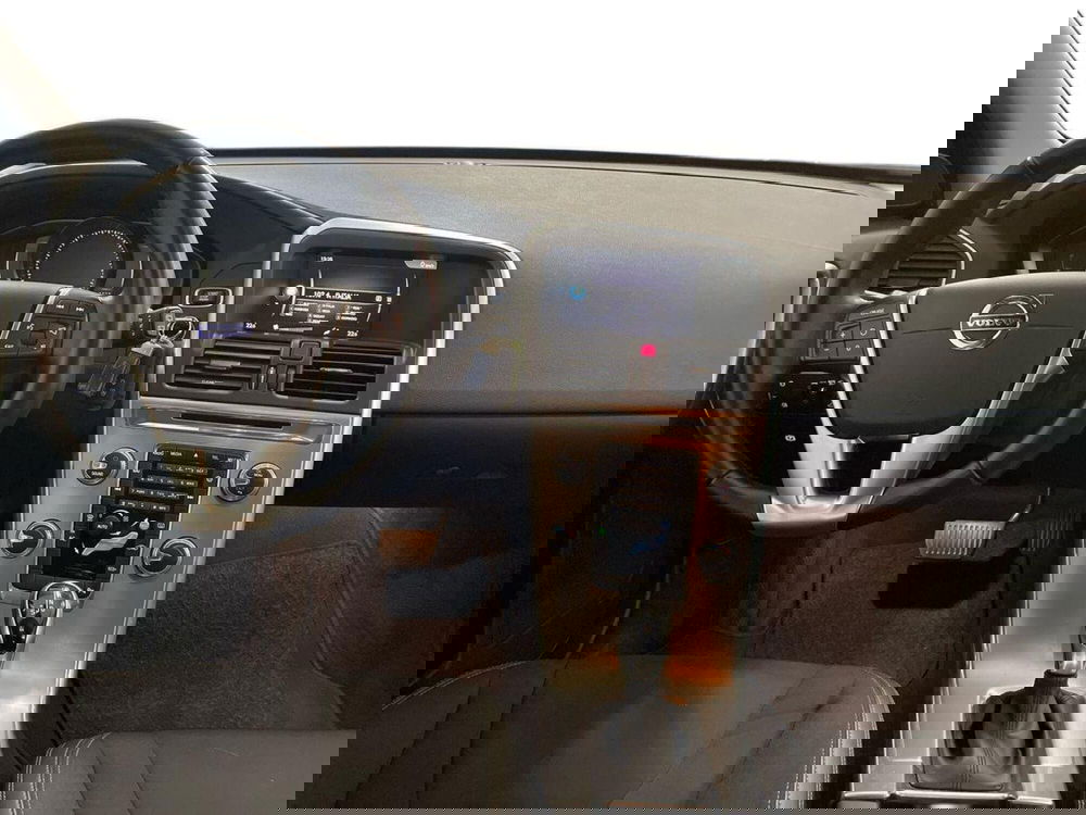 Volvo XC60 usata a Firenze (11)
