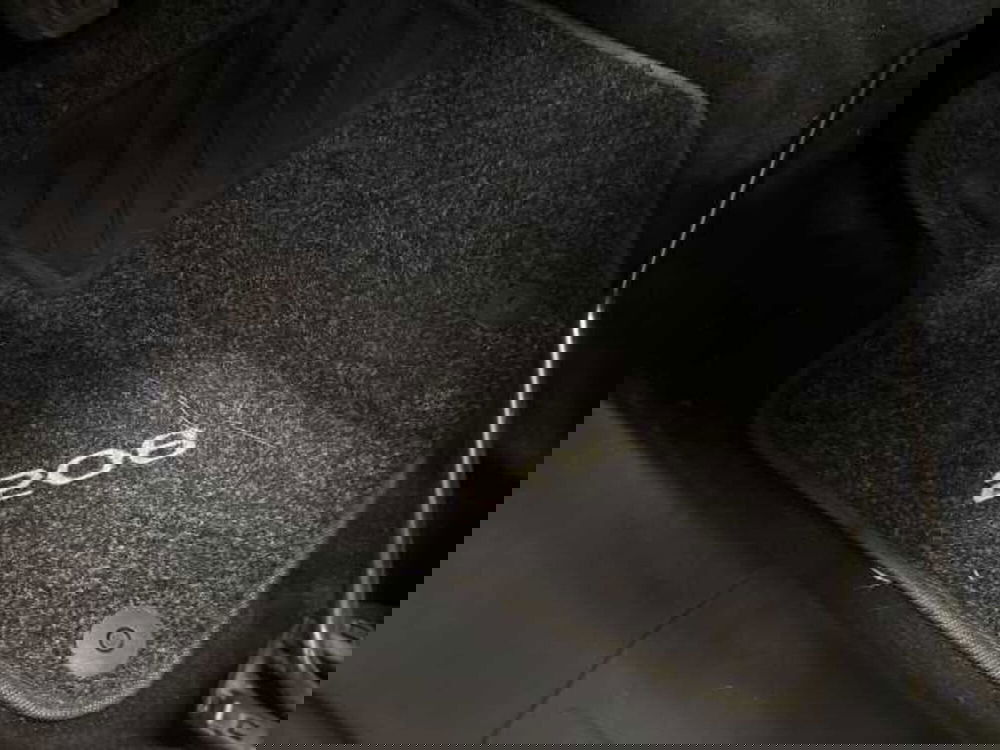 Peugeot 208 usata a Prato (20)