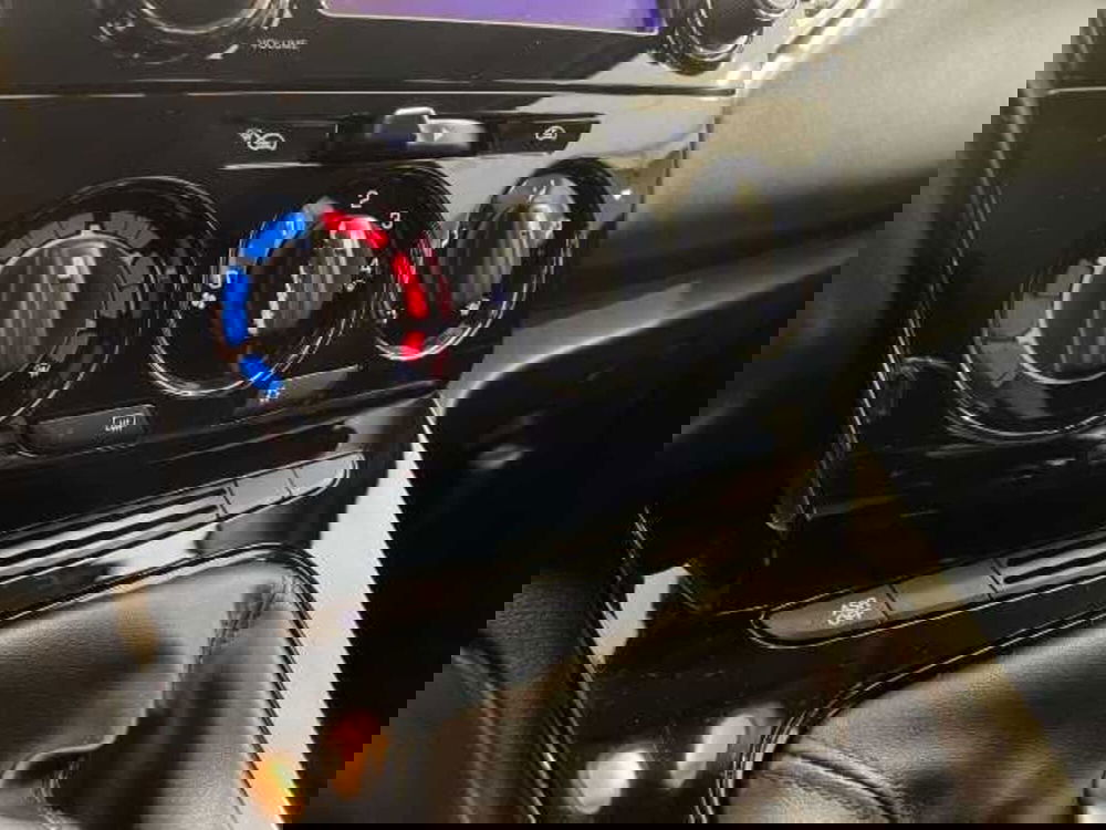 Lancia Ypsilon usata a Pistoia (15)