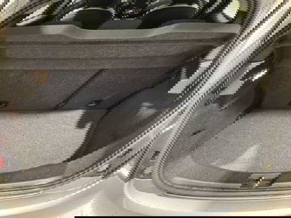 Lancia Ypsilon usata a Pistoia (8)