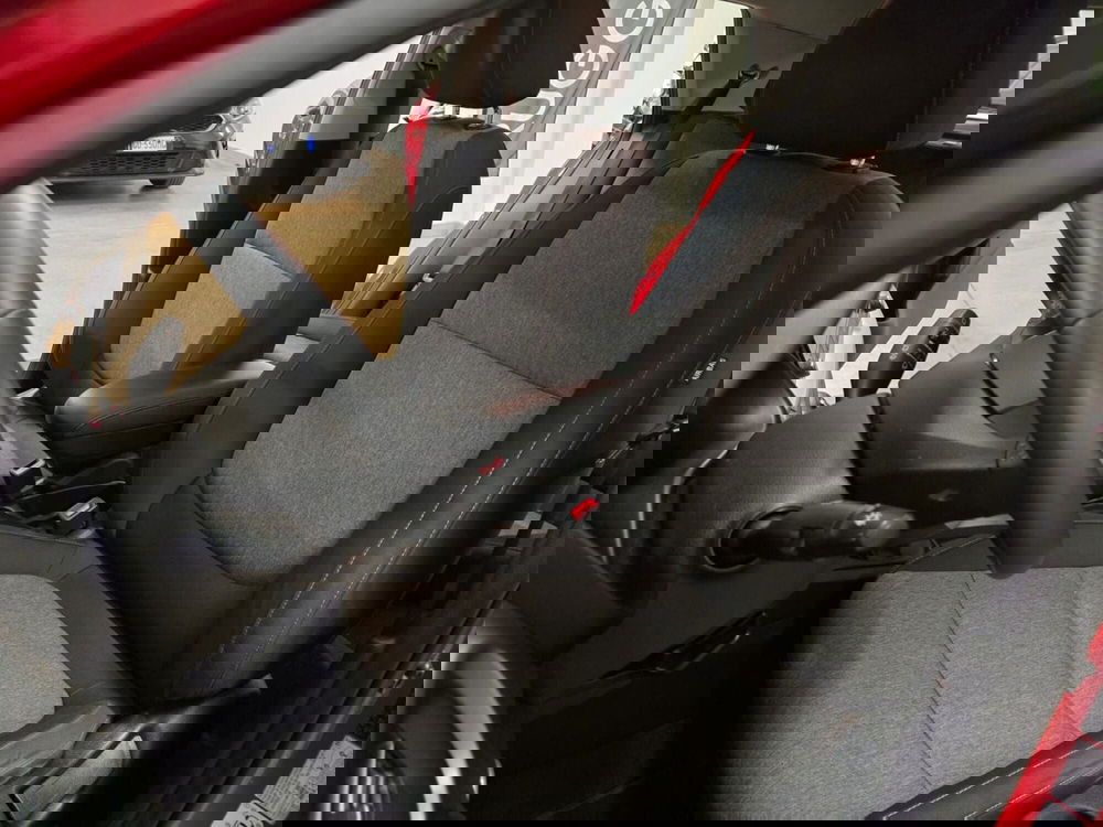 Kia Stonic usata a Rimini (9)