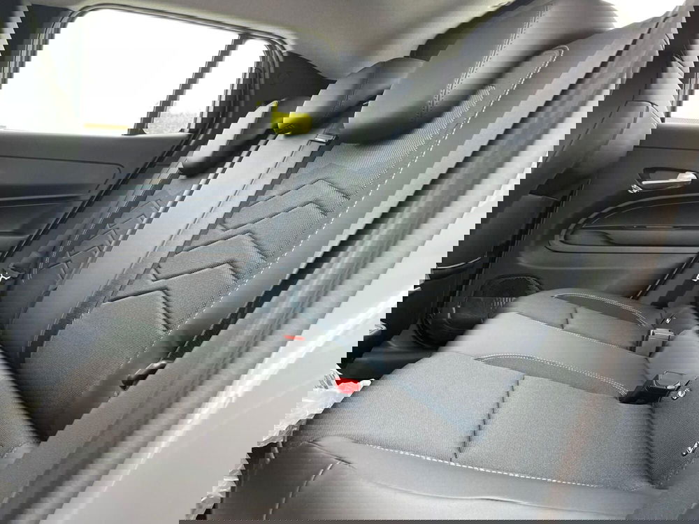 Jeep Avenger nuova a Ancona (17)